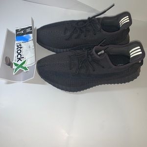 Adidas yeezy boost 350 v2 cinder size 11